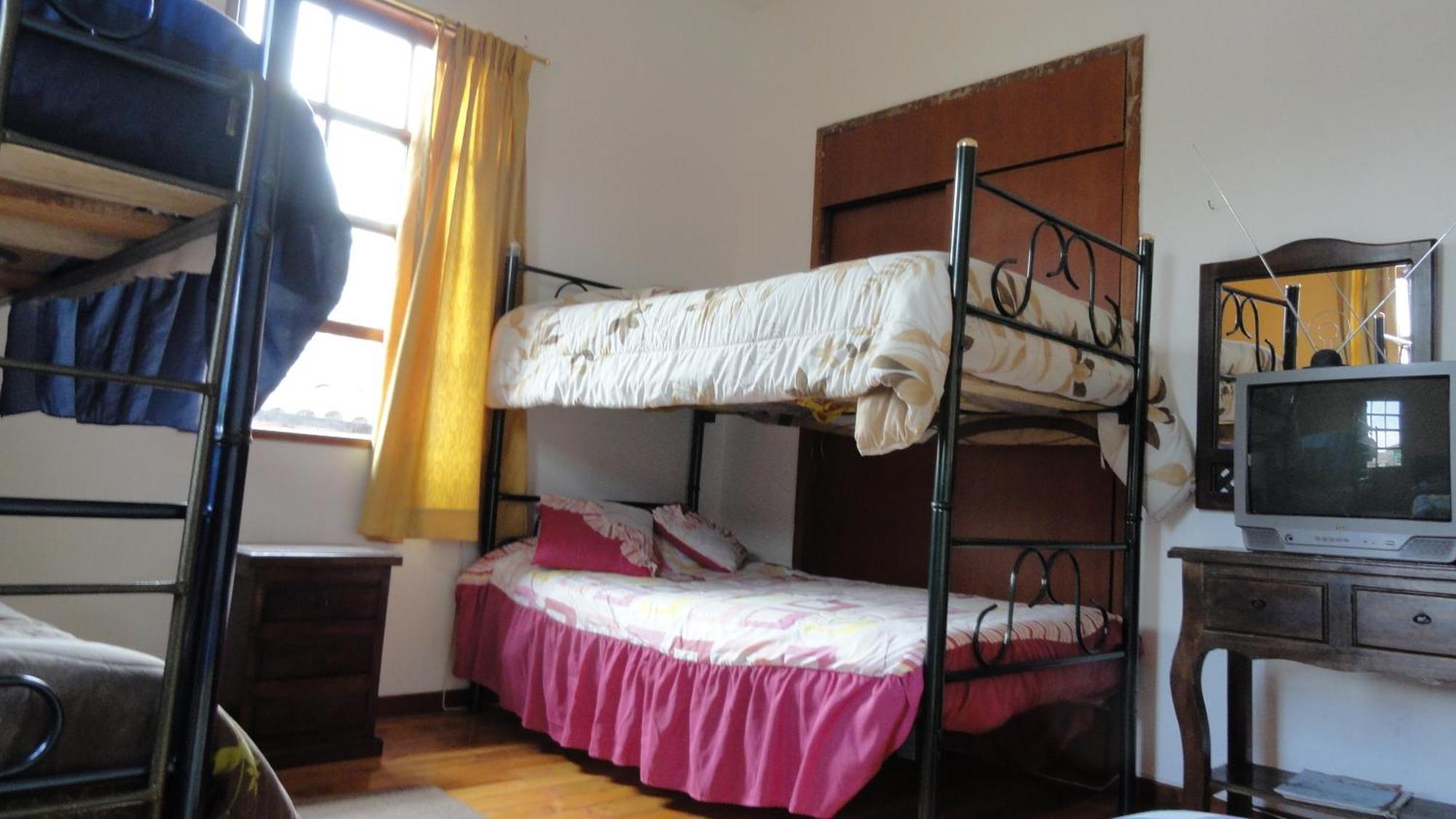 Hostal Del Piamonte Quito Bagian luar foto