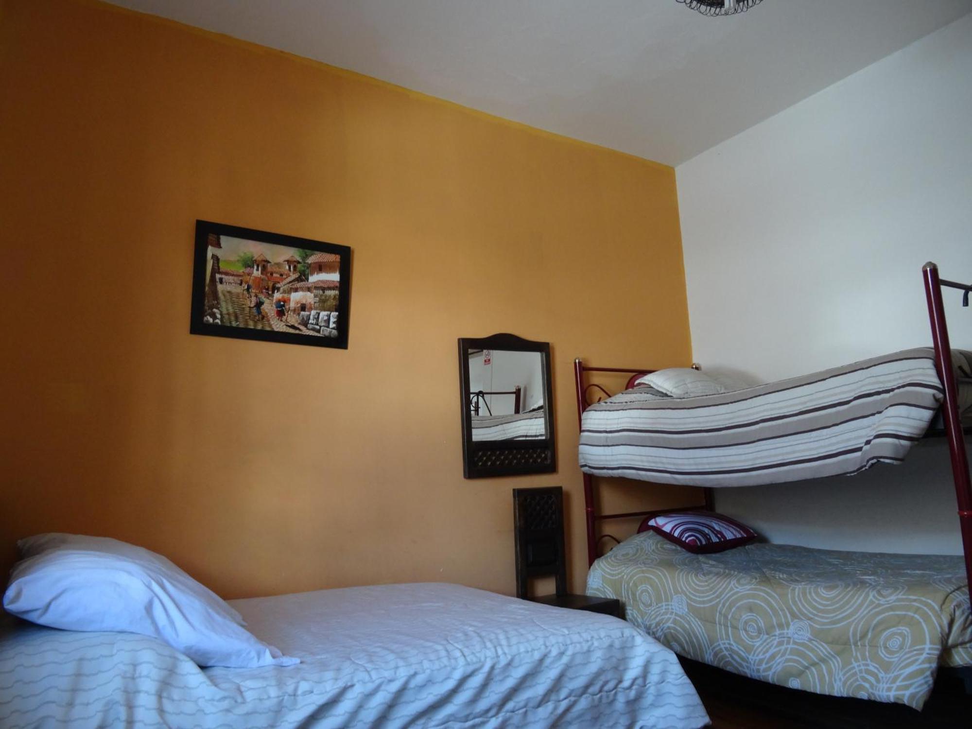 Hostal Del Piamonte Quito Ruang foto