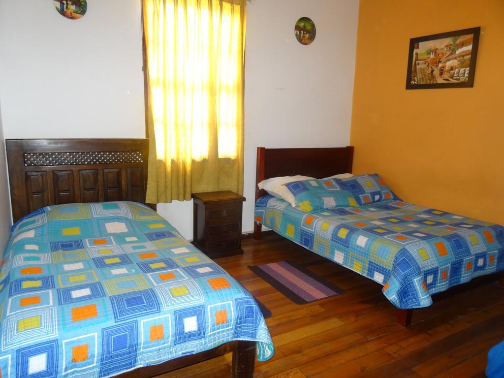 Hostal Del Piamonte Quito Bagian luar foto